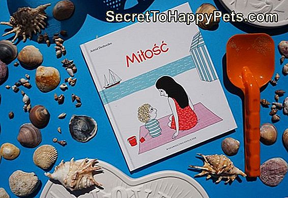 Mały Chłopiec Pisze Piękny Wiersz Dla Swojego Nauczyciela Po Śmierci Psa Mały Chłopiec Pisze Piękny Wiersz Dla Swojego Nauczyciela Po Śmierci Psa